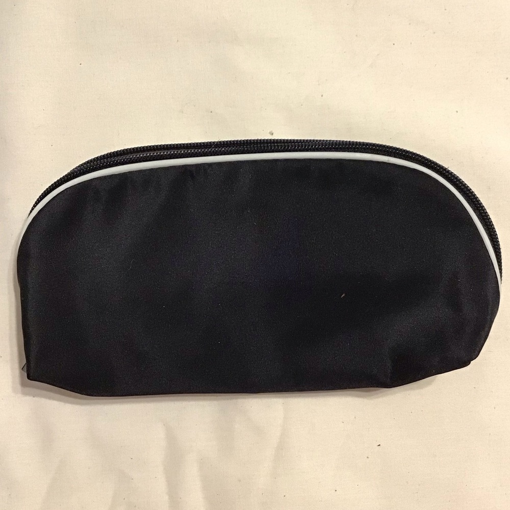 Mary Kay cosmetic bag, NIP